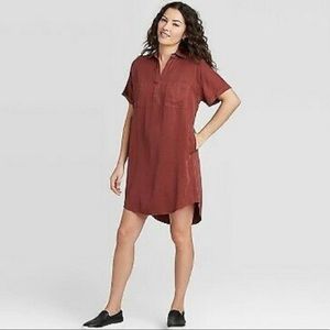 Universal Threads Collard Dress with Pockets